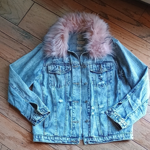 Distressed Jean Jacket Detachable Pink Fur Collar 100% Cotton Women's Size M - Picture 2 of 7